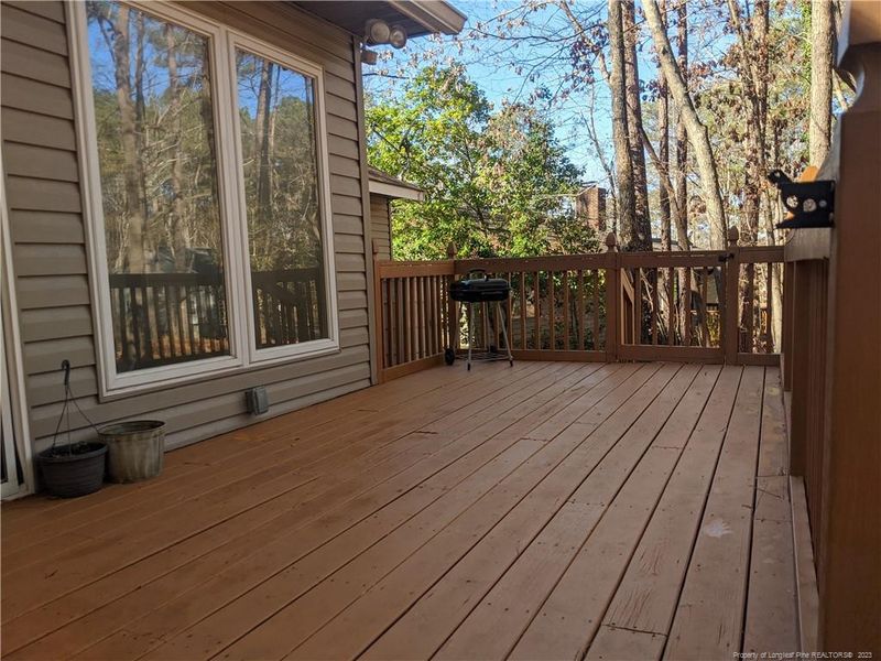 1057 Windrace Trl, Sanford, NC 27332