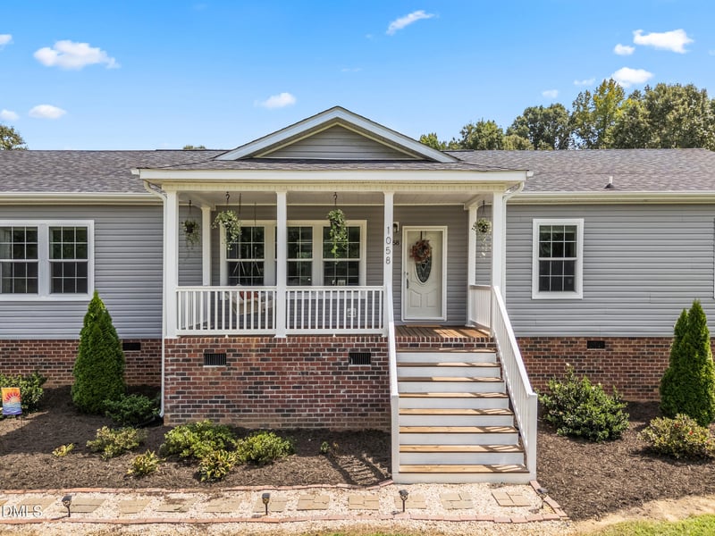 1058 Government Rd, Clayton, NC 27520