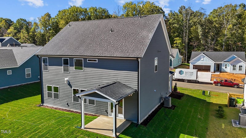 1058 Grey Flint Pl, Mebane, NC 27302