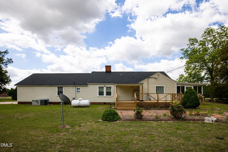10581 Highway 42 , Middlesex, NC 27557