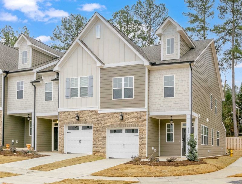 1059 N Main St, Wake Forest, NC 27587
