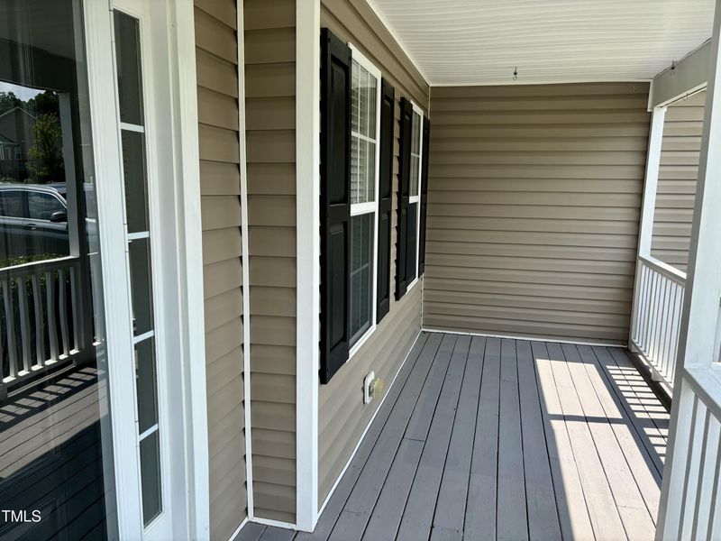 1059 S Willhaven Dr, Fuquay Varina, NC 27526