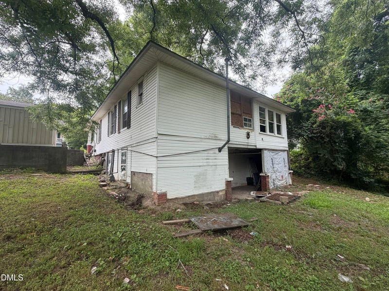 106 17th St, Erwin, NC 28339
