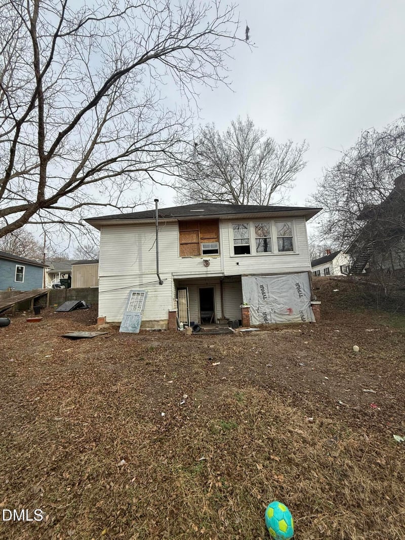 106 17th St, Erwin, NC 28339