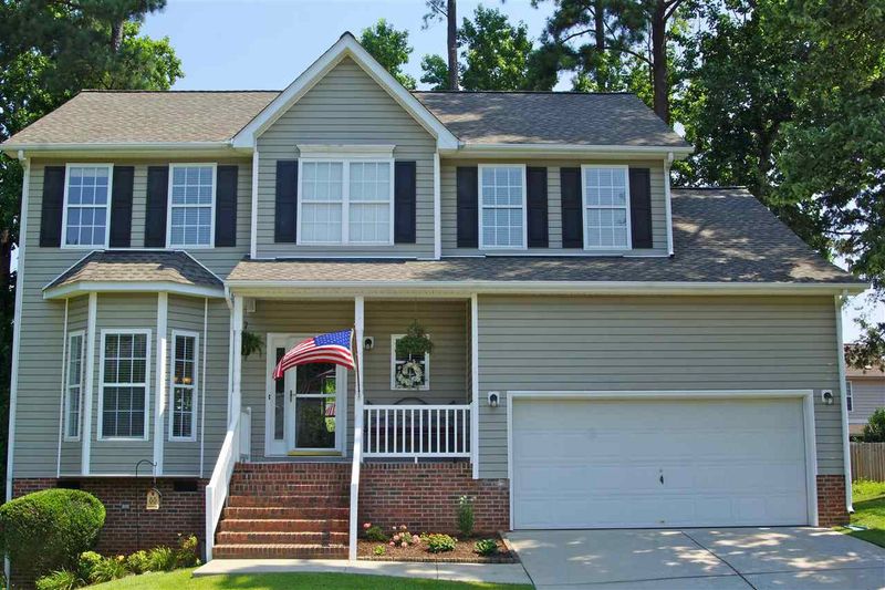 106 Ackley Ct, Cary, NC 27513