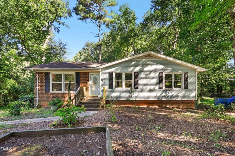 106 Argyle Ct, Garner, NC 27529