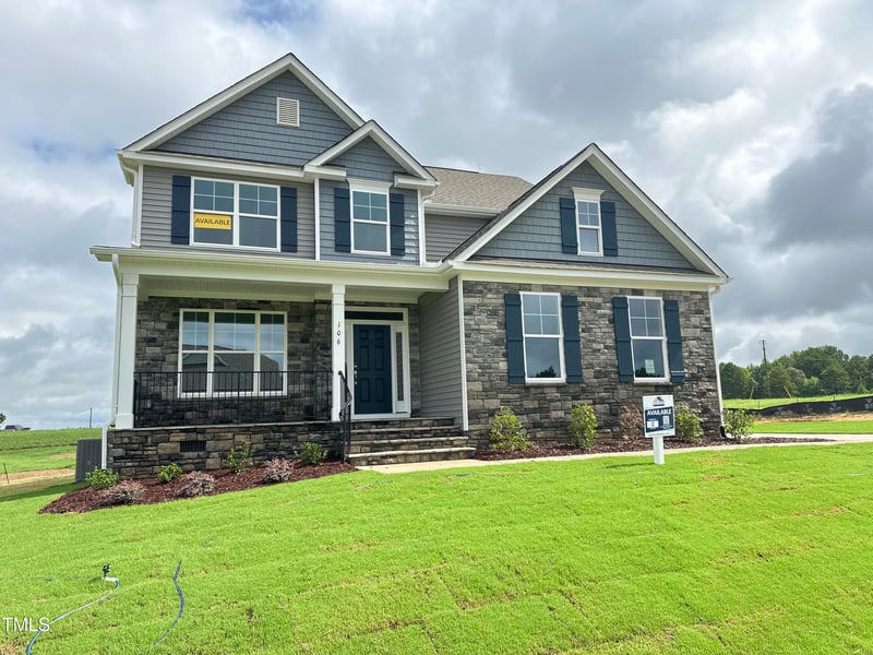 106 Ausban Rdg Ln #002, Four Oaks, NC 27524