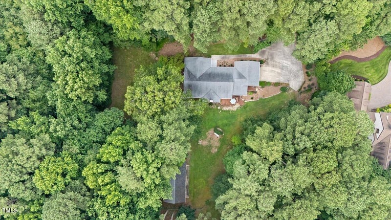 106 Autumn Cir, Cary, NC 27518