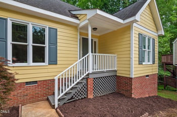 106 Barcelona Ct, Cary, NC 27513