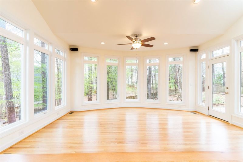 106 Barnes Spring Ct, Cary, NC 27519