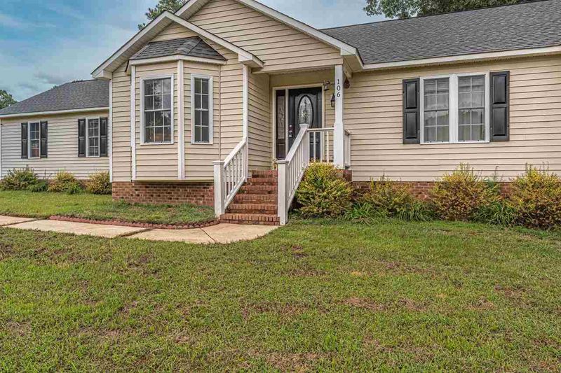 106 Bay Meadow Ln, Benson, NC 27504