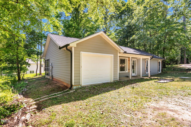 106 Blackfoot Dr, Louisburg, NC 27549