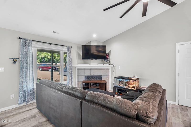 106 Blackfoot Dr, Louisburg, NC 27549