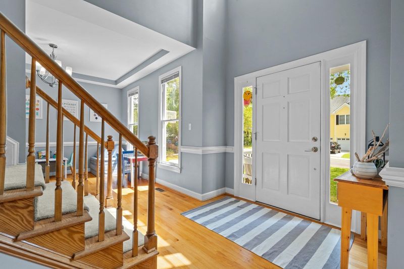 106 Blakely Dr, Chapel Hill, NC 27517
