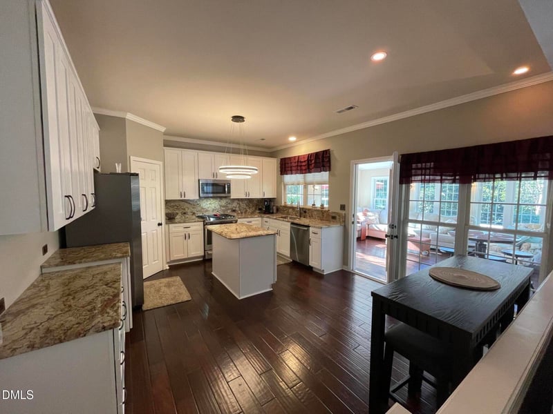 106 Blue Boar Ct, Cary, NC 27519