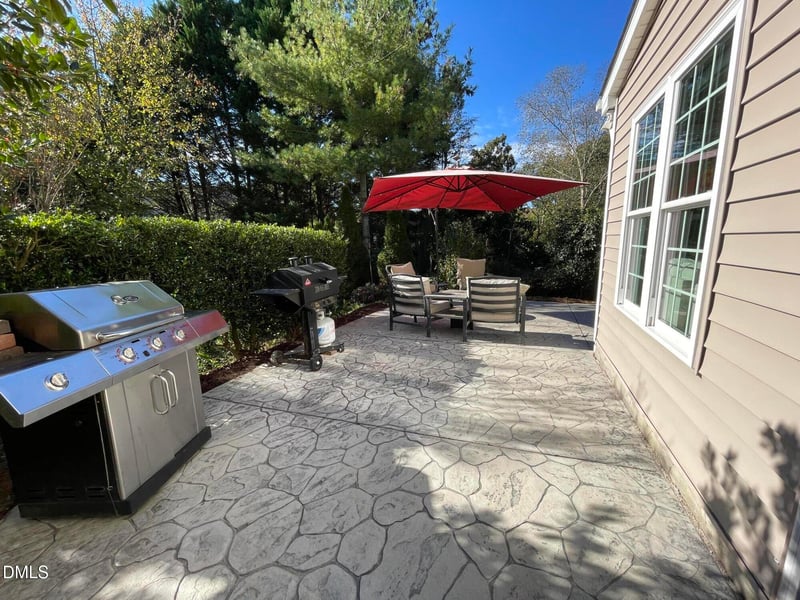 106 Blue Boar Ct, Cary, NC 27519