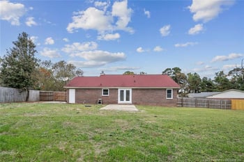 106 Blue Jay Ct, Fayetteville, NC 28306