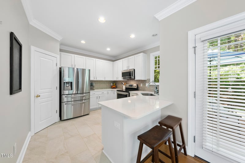 106 Bluefield Rd, Chapel Hill, NC 27517