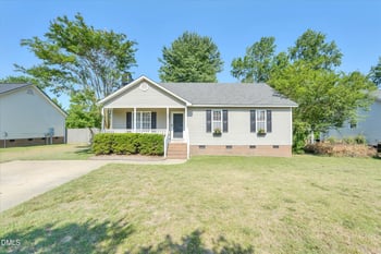 106 Brandon Dr, Clayton, NC 27520