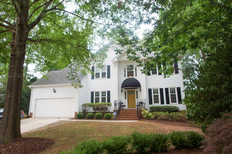 106 Cambay Ct, Cary, NC 27513