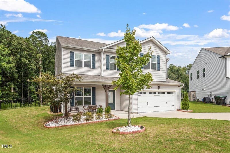 106 Capanne Ct, Clayton, NC 27527