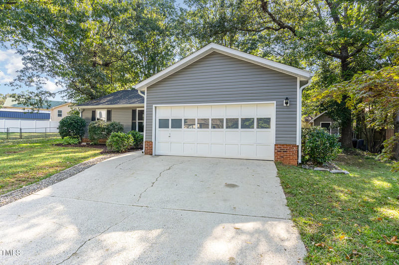 106 Carla Ct, Cary, NC 27513