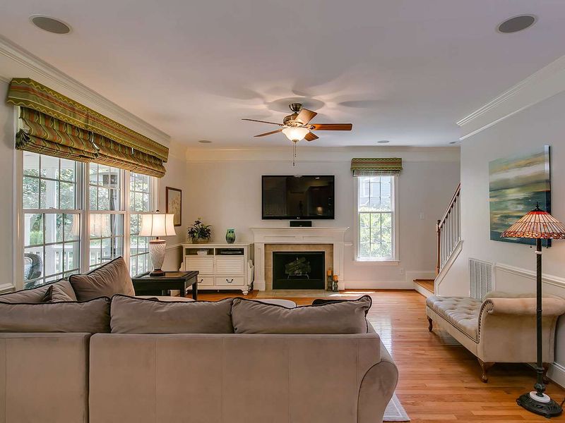 106 Celtic Cir, Chapel Hill, NC 27516