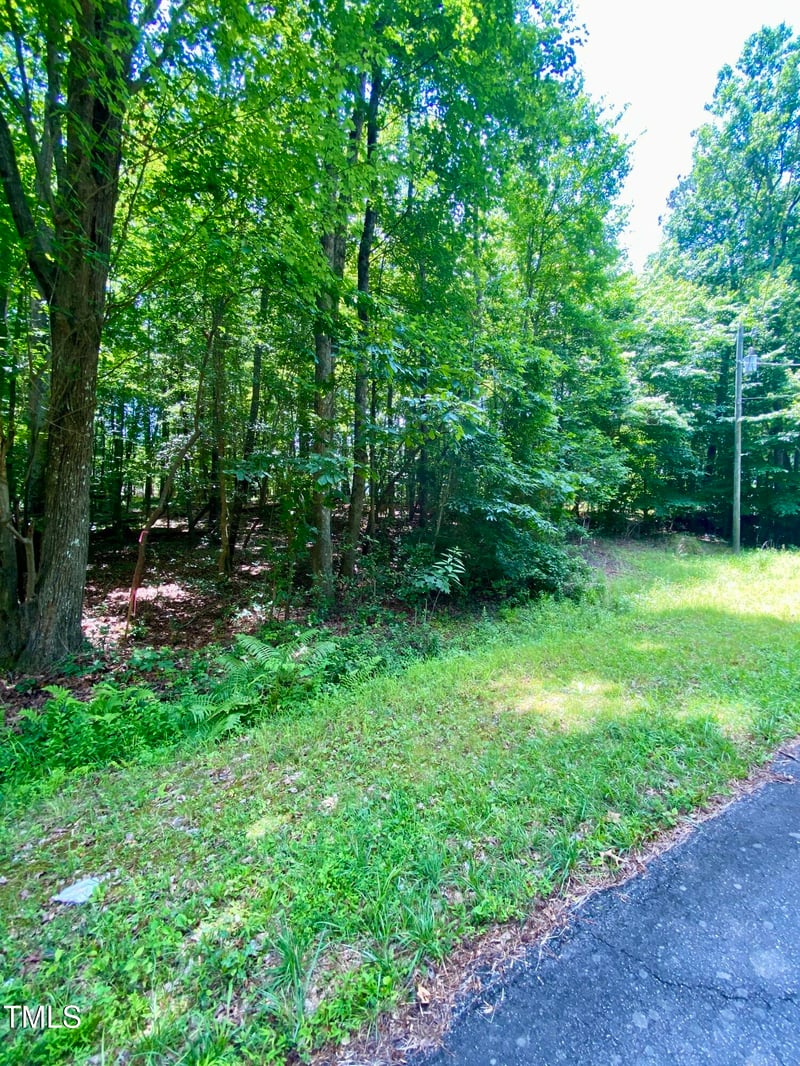 106 Cherokee Dr, Louisburg, NC 27549