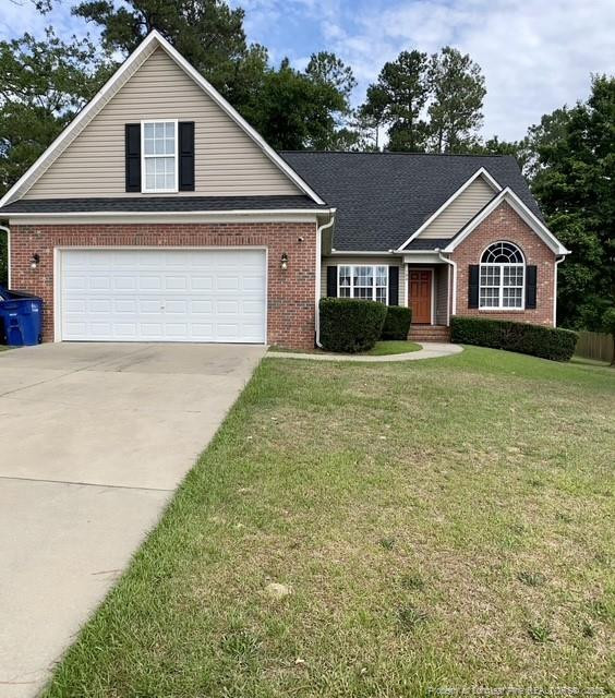 106 Chickadee St, Fayetteville, NC 28306