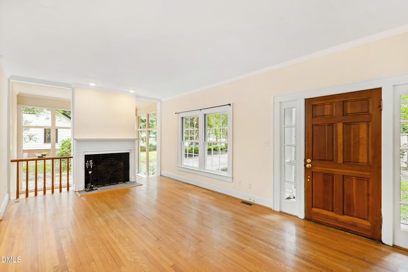 106 Christopher Rd, Chapel Hill, NC 27514
