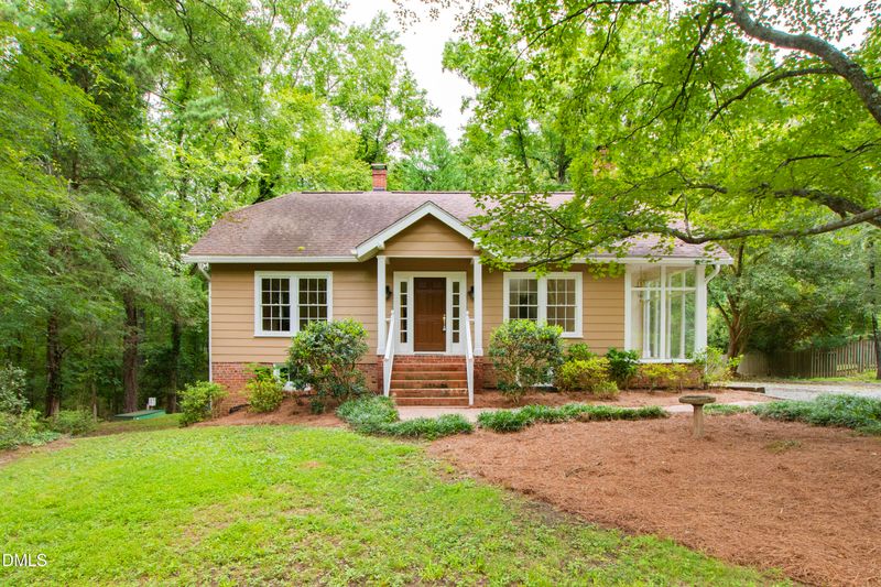 106 S Christopher Rd, Chapel Hill, NC 27514