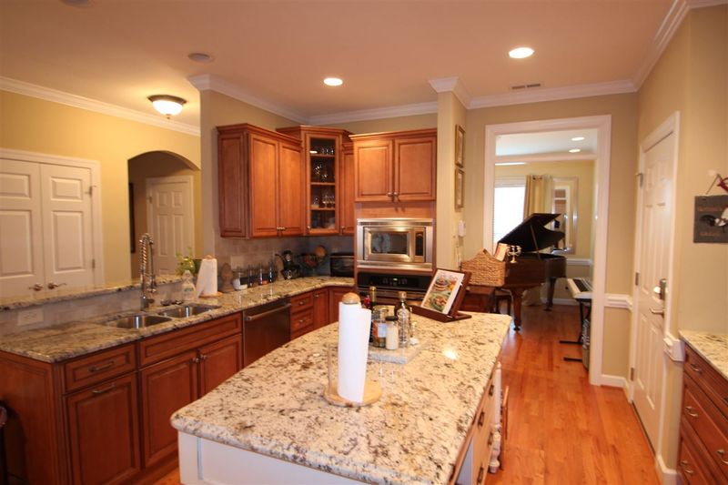 106 Clayfield Dr, Garner, NC 27529