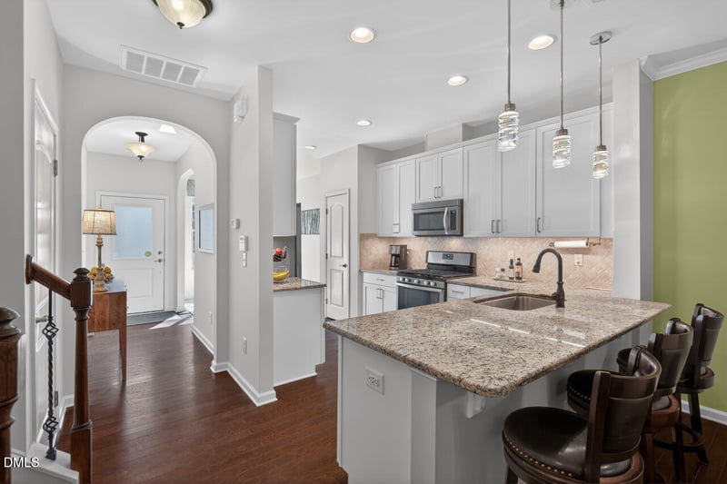 106 Constitution Dr, Durham, NC 27705