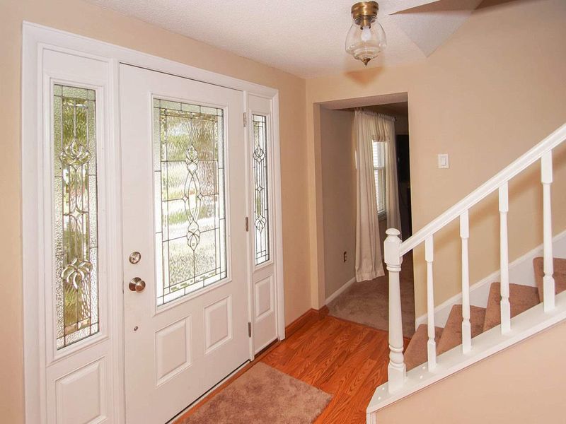 106 N Corncrib Ct, Cary, NC 27513