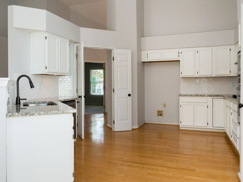 106 Cromwell Ct, Cary, NC 27513