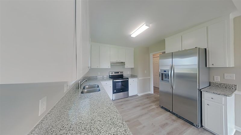 106 Crosswinds Dr, Selma, NC 27576