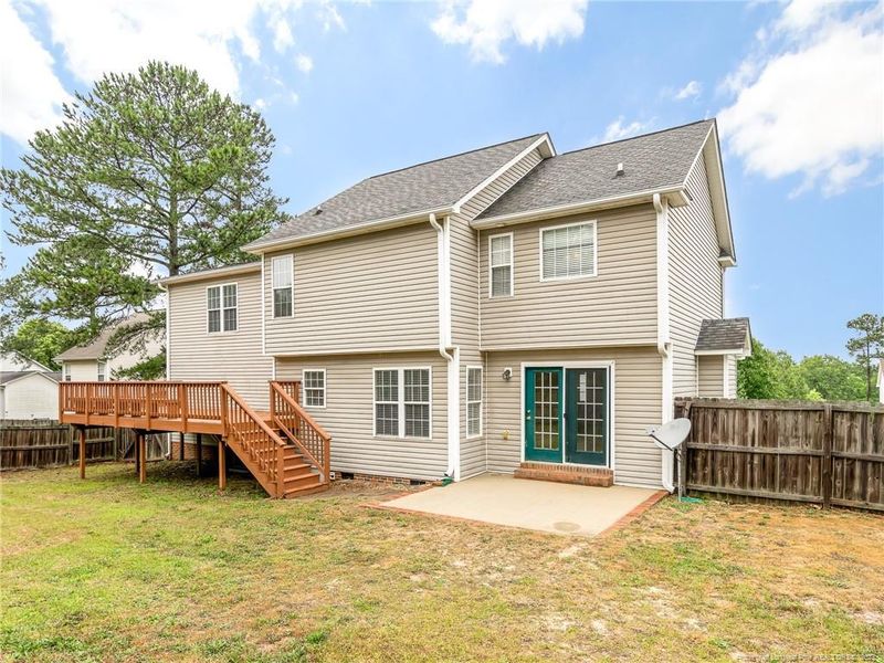 106 Crystal Spring Dr, Sanford, NC 27332