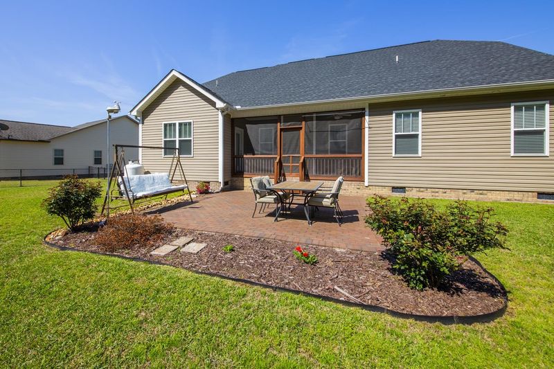 106 E Cultivator Way, Clayton, NC 27520