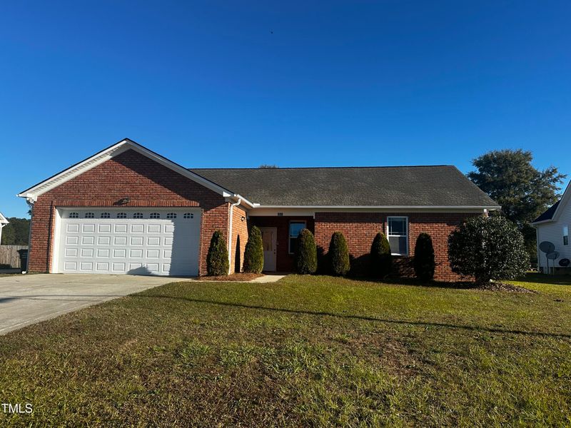 106 D'ango Cir, Angier, NC 27501