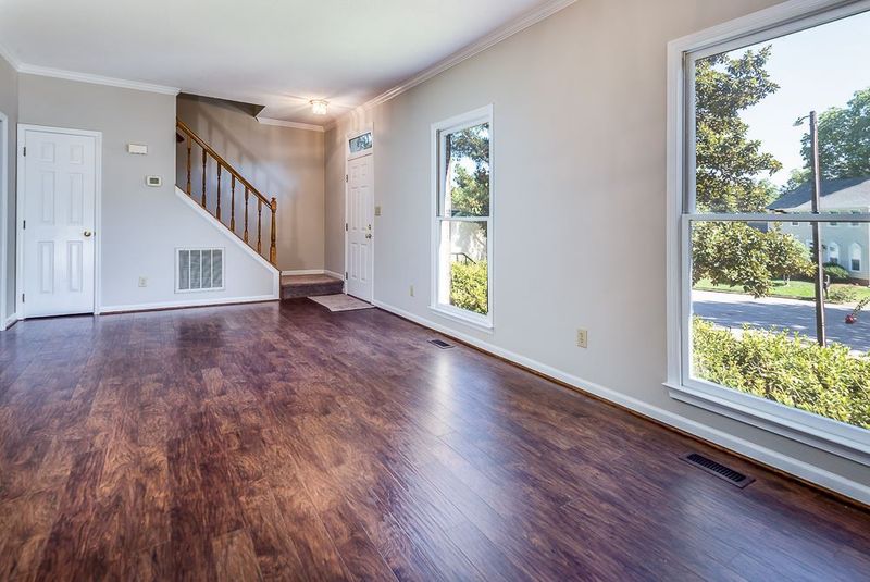 106 S Drawbridge Ln, Cary, NC 27513