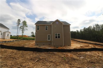 106 Driftwood Ct, Sanford, NC 27330