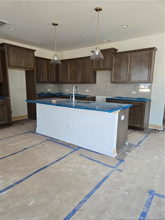 106 Driftwood Ct, Sanford, NC 27330