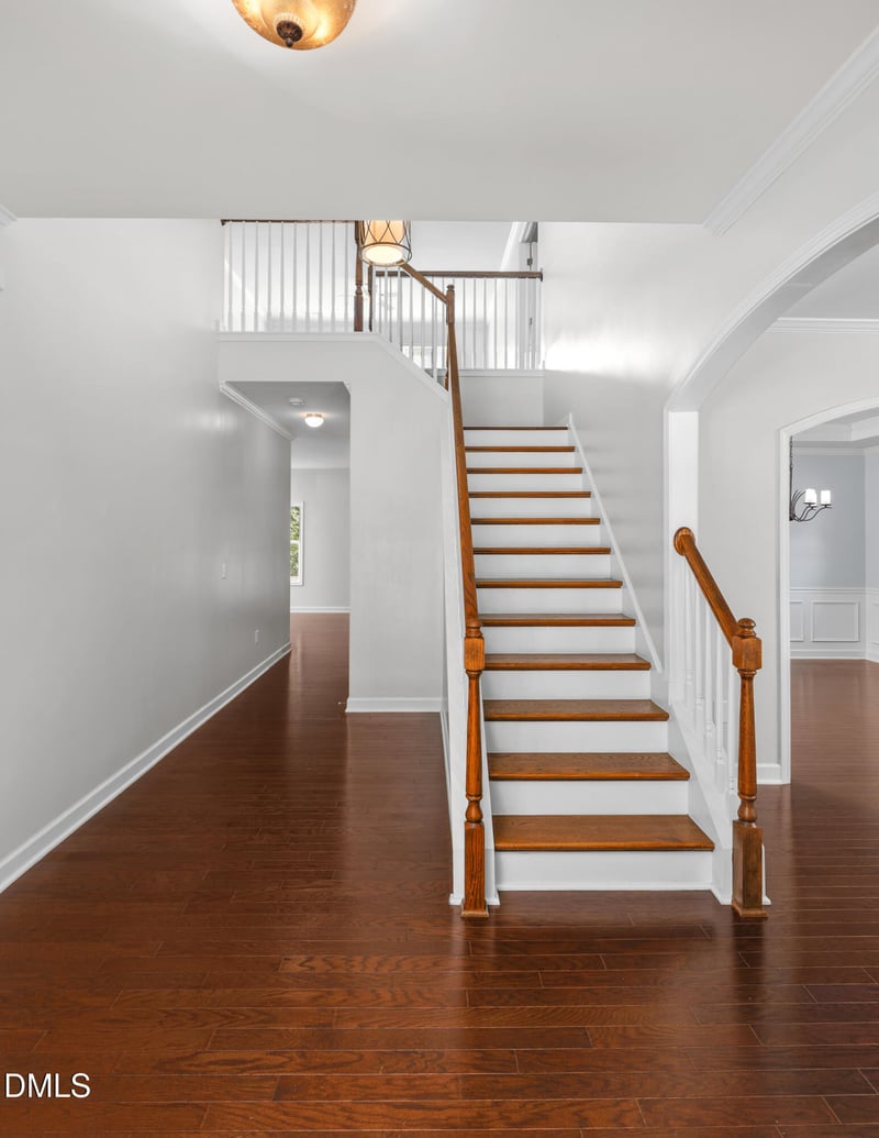 106 Duelling Oaks Dr, Chapel Hill, NC 27517