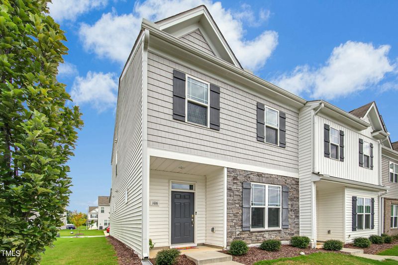 106 Enterprise Dr, Clayton, NC 27520