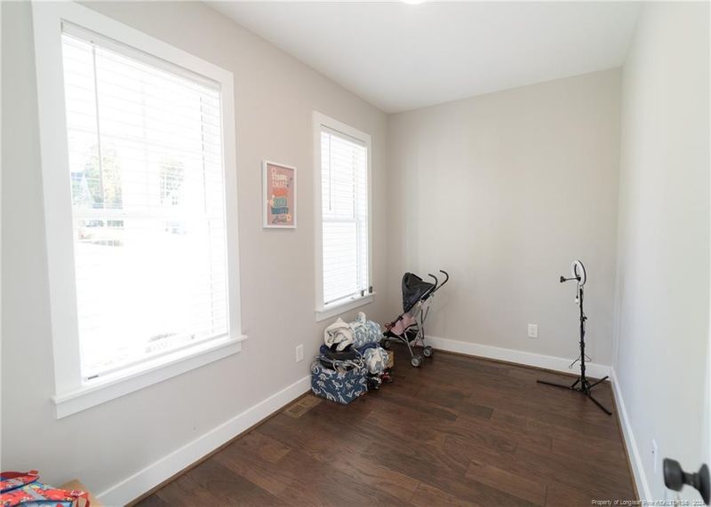 106 Foothill Ct, Sanford, NC 27330