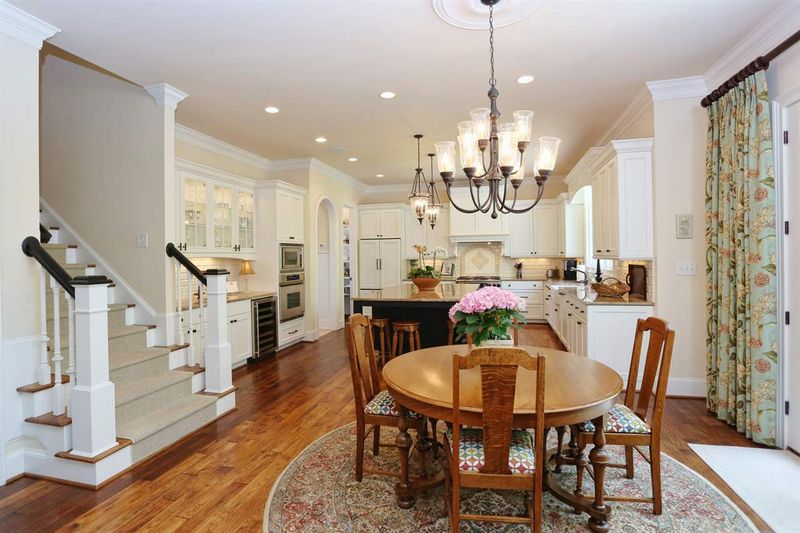 106 Founders Ridge Dr, Chapel Hill, NC 27517