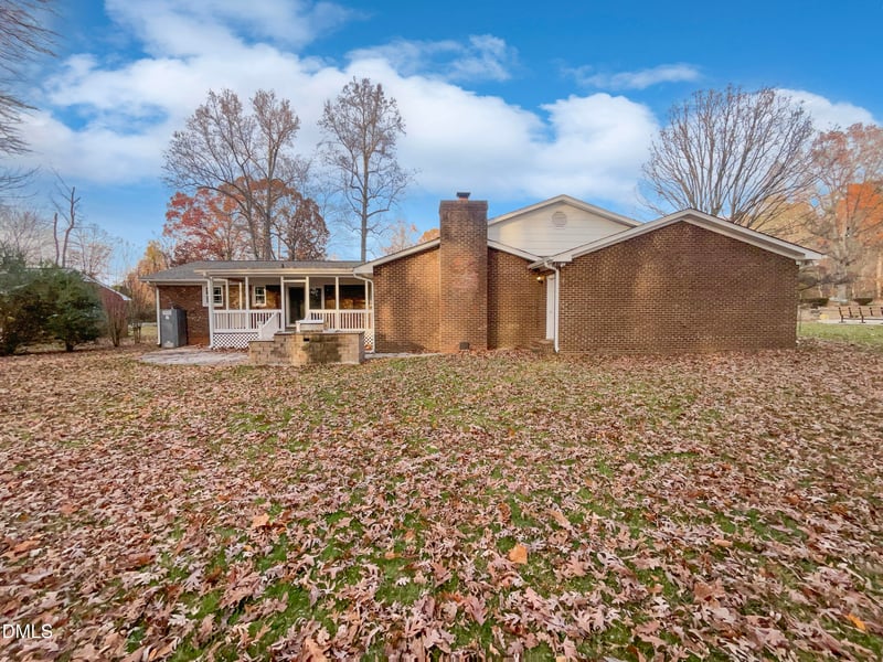 106 Foust Rd, Mebane, NC 27302