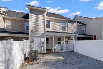 106 Gatwick Ct, Clayton, NC 27520