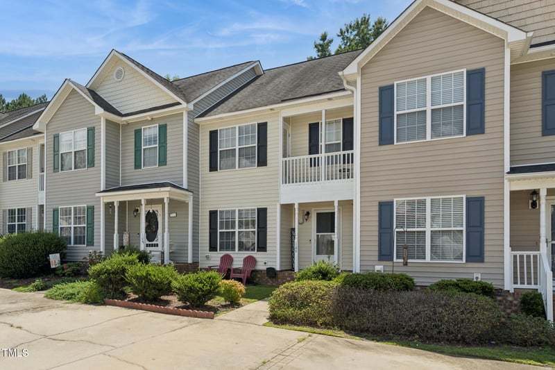106 Gatwick Ct, Clayton, NC 27520
