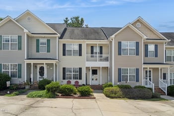 106 Gatwick Ct, Clayton, NC 27520
